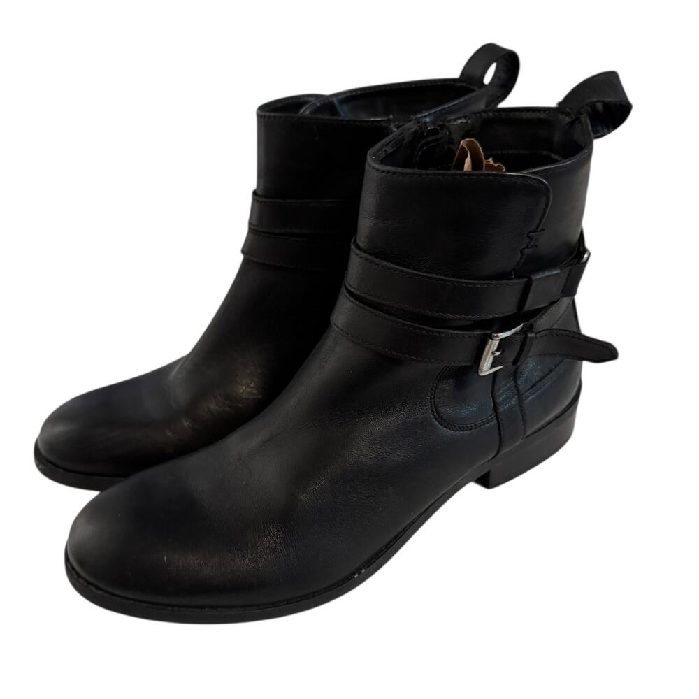 Clarks Women’s Black Leather Ankle Booties Size 8 Comfort Low Heel Buckle Boot